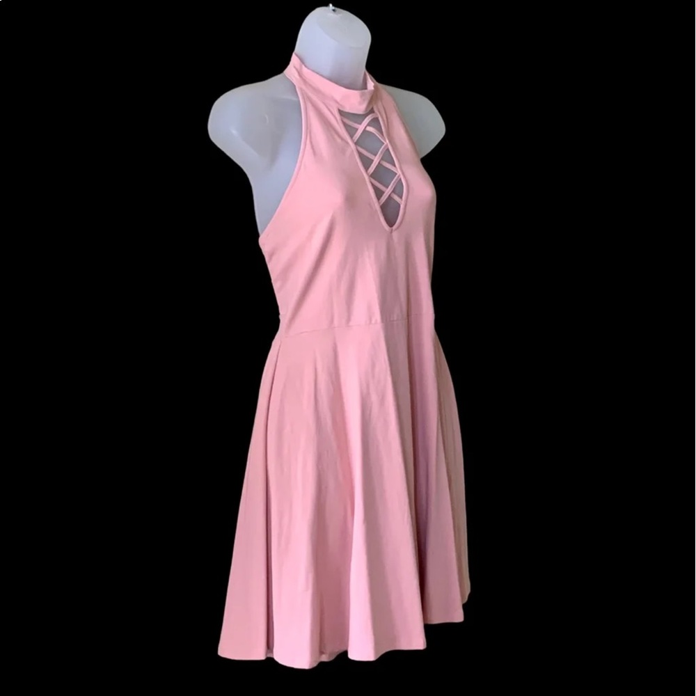 Express Dress Pink With Deep V-Neck Crisscross Cutout New With Tags Size M